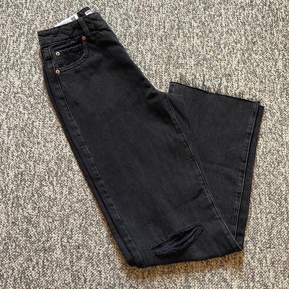 ⭐️⭐️ Brand new Women’s raw hemmed 90’s straight jeans⭐️⭐️-Size 25 - Picture 10 of 12